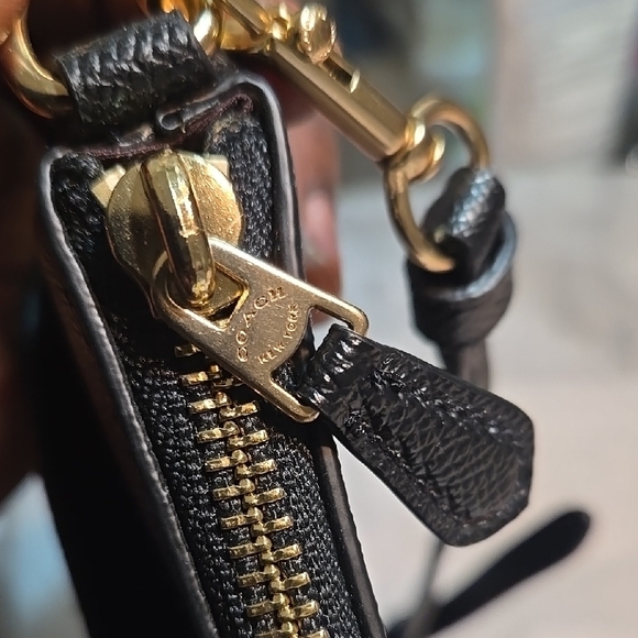 Coach Black Crossbody Bag - Wizard of Oz Edition - Picture 10 of 16